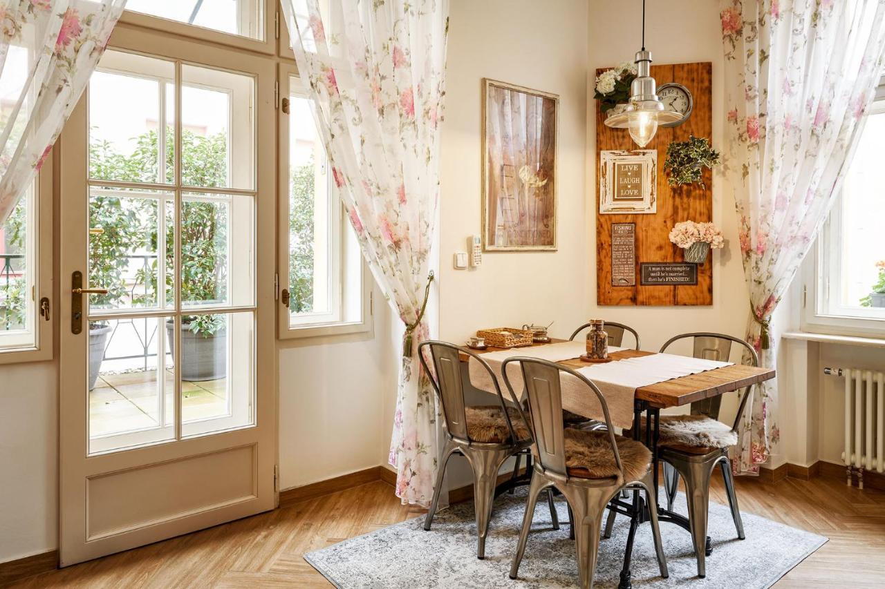 Pragueone Apartment,A/C,Terrace מראה חיצוני תמונה