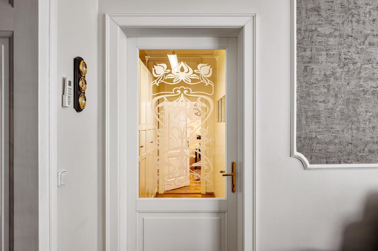 Pragueone Apartment,A/C,Terrace מראה חיצוני תמונה