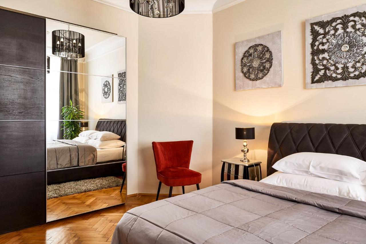Pragueone Apartment,A/C,Terrace מראה חיצוני תמונה