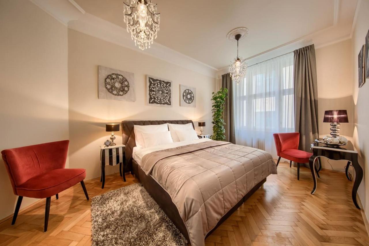 Pragueone Apartment,A/C,Terrace מראה חיצוני תמונה