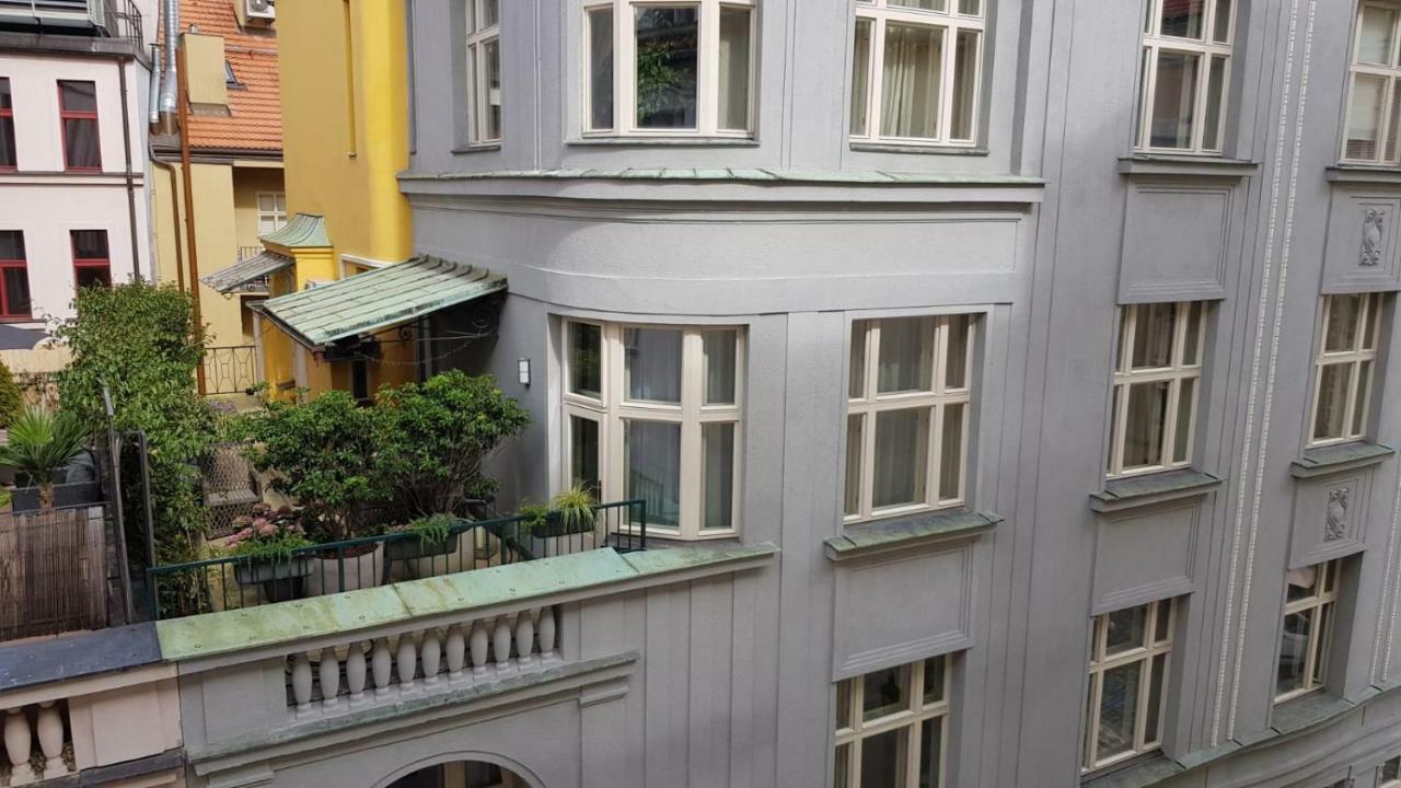 Pragueone Apartment,A/C,Terrace מראה חיצוני תמונה